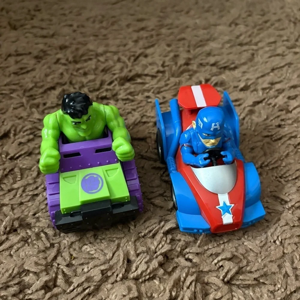 Marvel Hulk and Captain America Toy Cars Bundle Toy Green Blue Kids